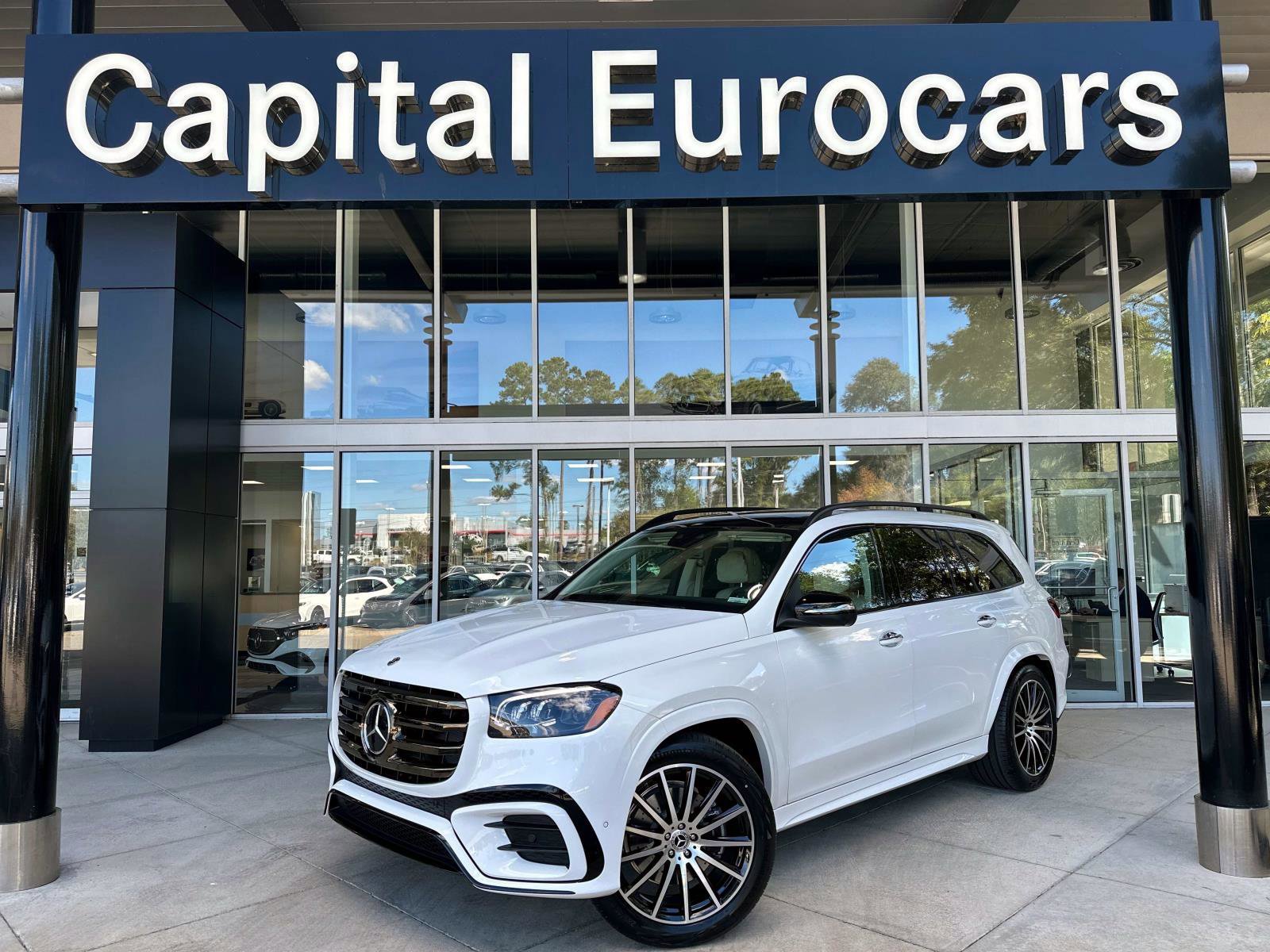New 2026 Mercedes-Benz GLS 450 4MATIC image 1