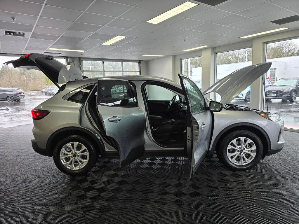 Used 2024 Ford Escape Active image 18