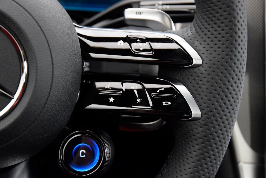 New 2026 Mercedes-Benz GLC 43 AMG 4MATIC image 25