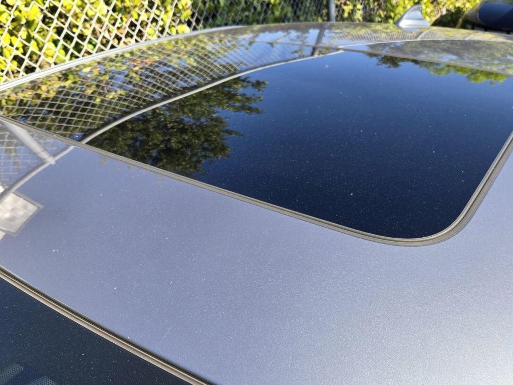 Used 2018 BMW 530e RWD image 11