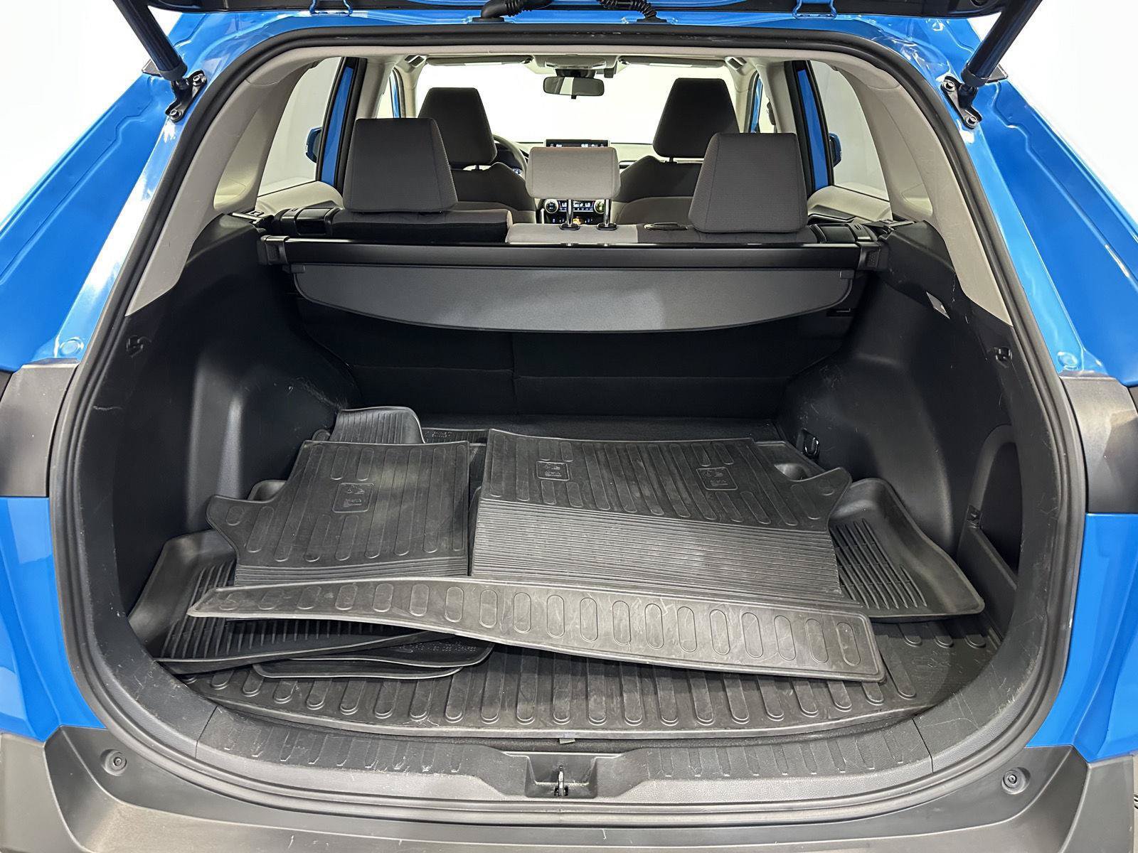 Used 2019 Toyota RAV4 XLE w/ Convenience Package AWD/4WD image 29