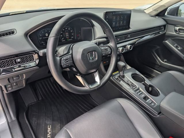 Used 2023 Honda Civic Touring image 9