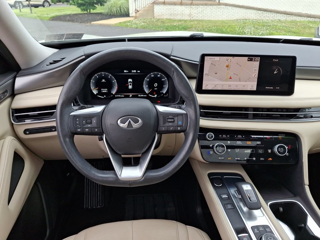 Used 2022 INFINITI QX60 Luxe w/ Cargo Package AWD/4WD image 2