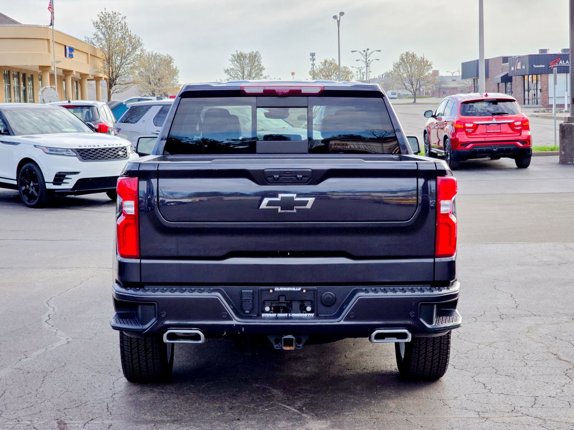 Used 2024 Chevrolet Silverado 1500 High Country w/ Technology Package image 19