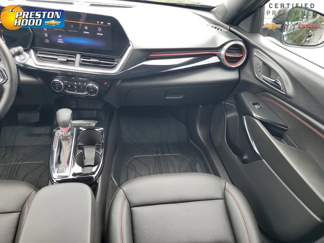 Certified 2025 Chevrolet Trax RS w/ Driver Confidence Package FWD image 16