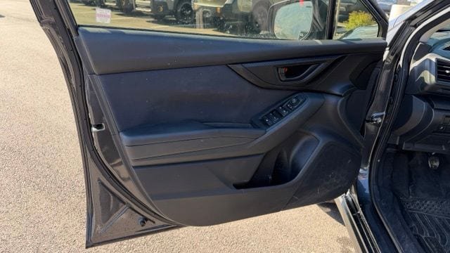Used 2018 Subaru Crosstrek 2.0i Premium AWD/4WD image 14