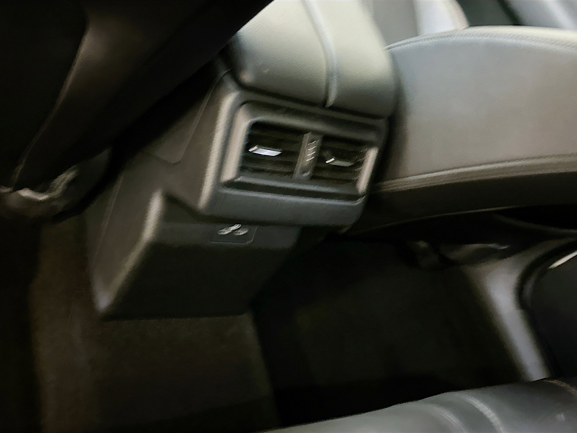 Used 2025 MAZDA CX-50 AWD 2.5 Hybrid w/ Premium Pkg image 29