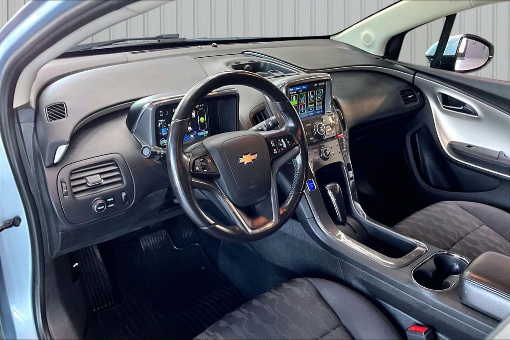 Used 2015 Chevrolet Volt FWD image 15