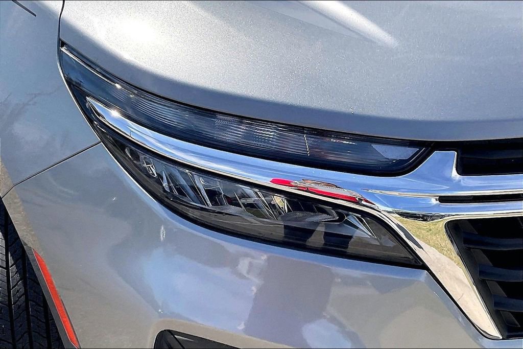 Used 2023 Chevrolet Equinox LS AWD/4WD image 26