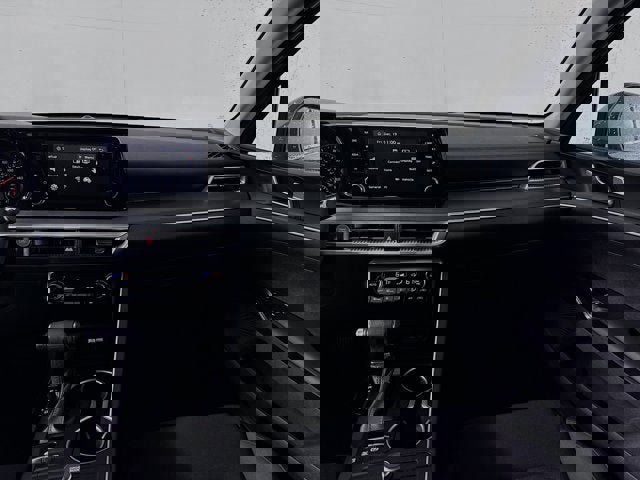 Used 2023 Kia K5 LXS image 21