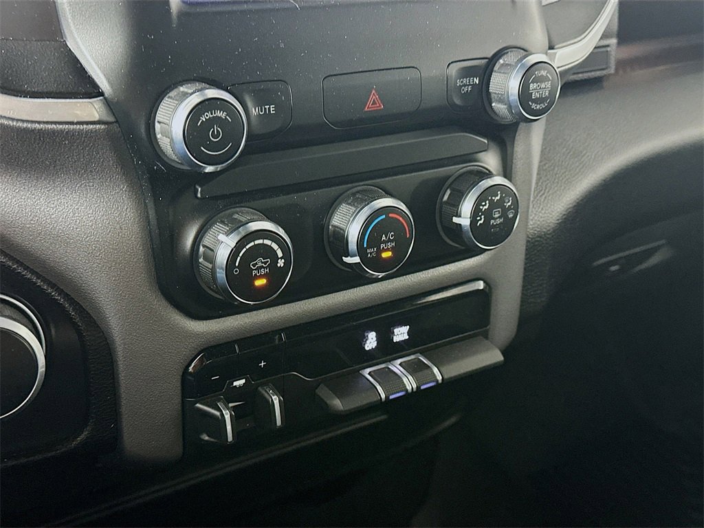 Used 2024 RAM 2500 Big Horn w/ Bed Utility Group image 18