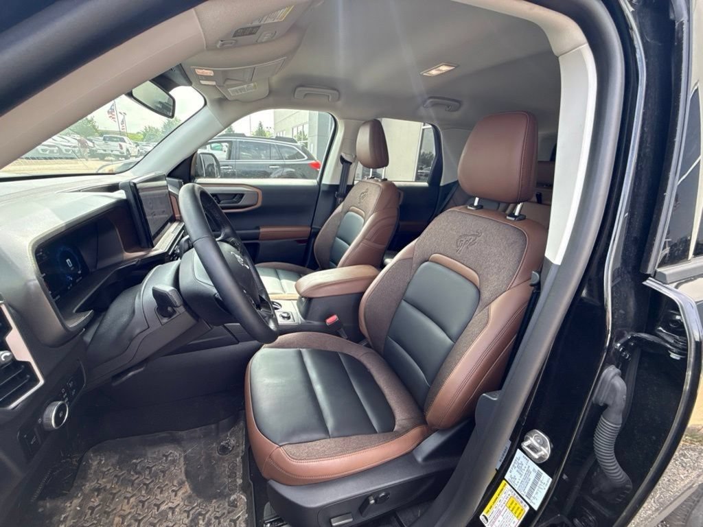 Used 2025 Ford Bronco Sport Outer Banks AWD/4WD image 13