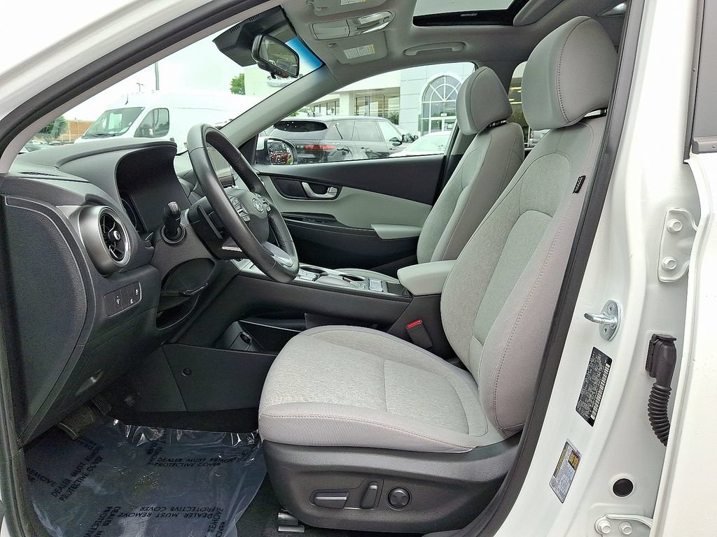 Used 2023 Hyundai Kona SEL FWD image 13