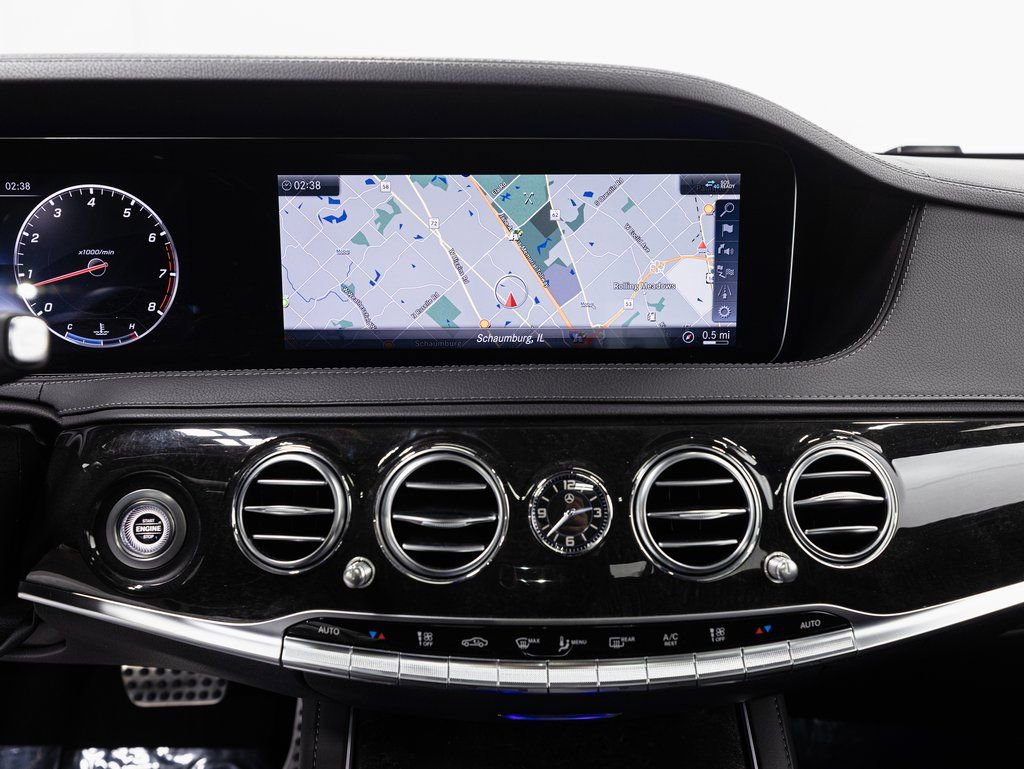 Used 2020 Mercedes-Benz S 560 4MATIC Sedan image 16