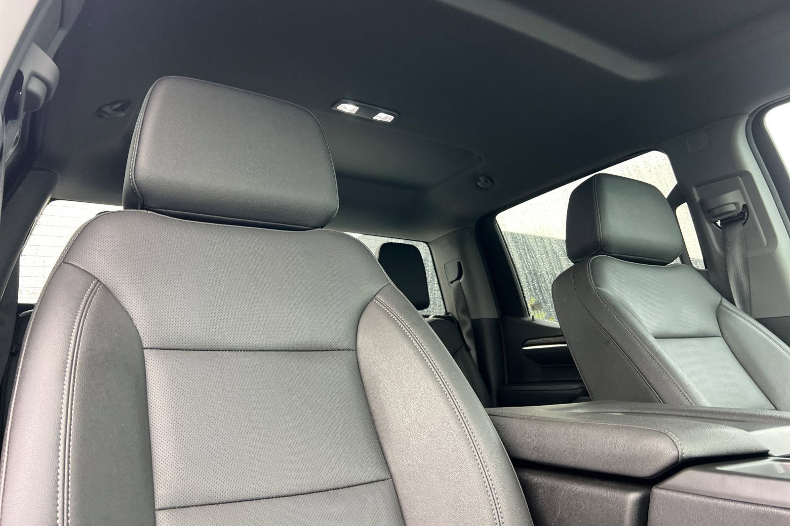 Used 2024 GMC Sierra 1500 SLT image 19