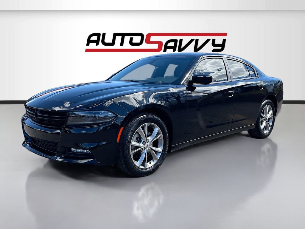 Used 2023 Dodge Charger SXT image 3