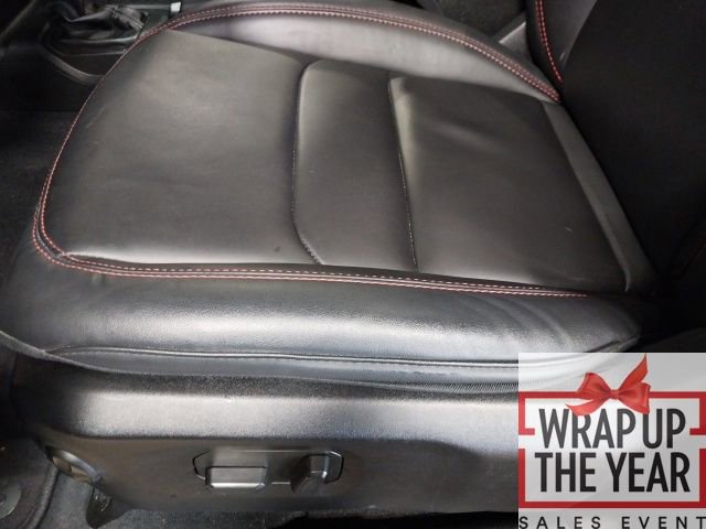 Used 2025 Jeep Wrangler Unlimited Rubicon image 3