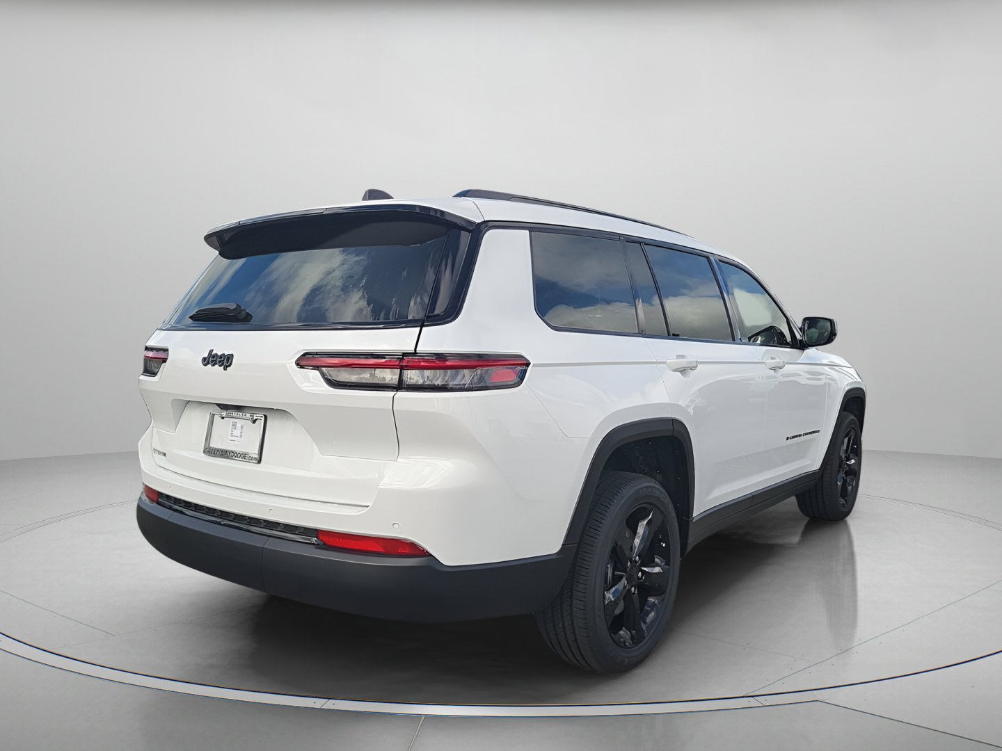 New 2025 Jeep Grand Cherokee L Altitude image 3