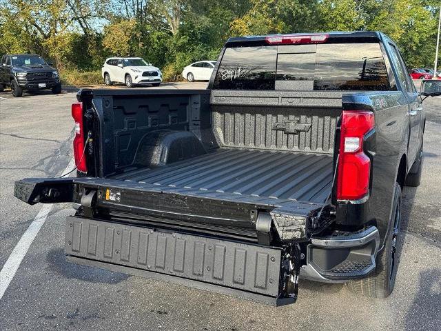 New 2026 Chevrolet Silverado 1500 LTZ w/ LTZ Premium Package image 3