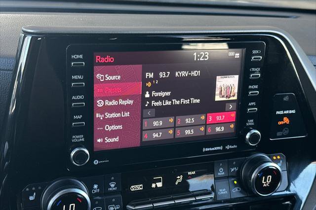 Certified 2022 Toyota Highlander XLE image 21