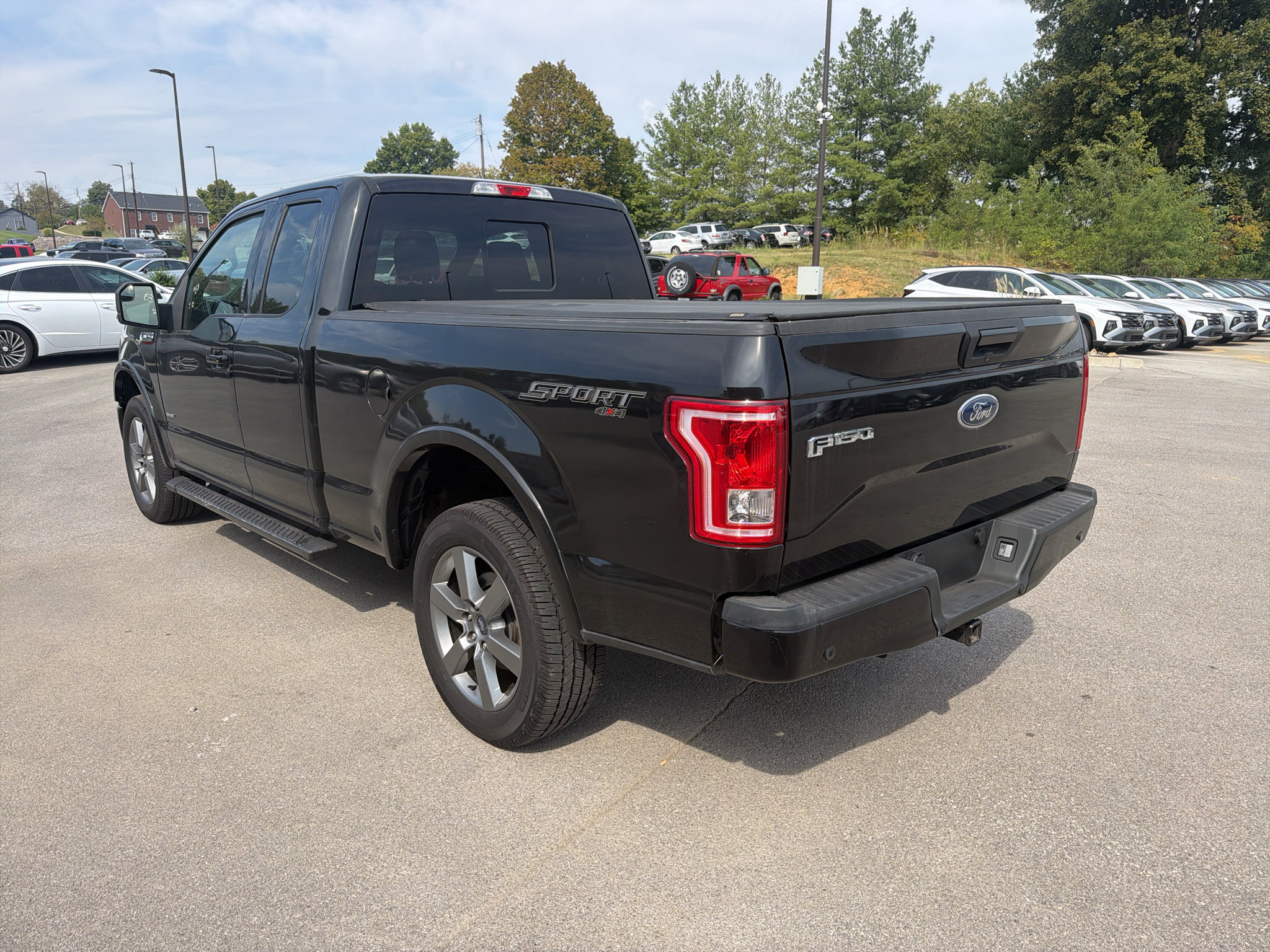 Used 2017 Ford F150 XLT w/ Equipment Group 302A Luxury AWD/4WD image 5