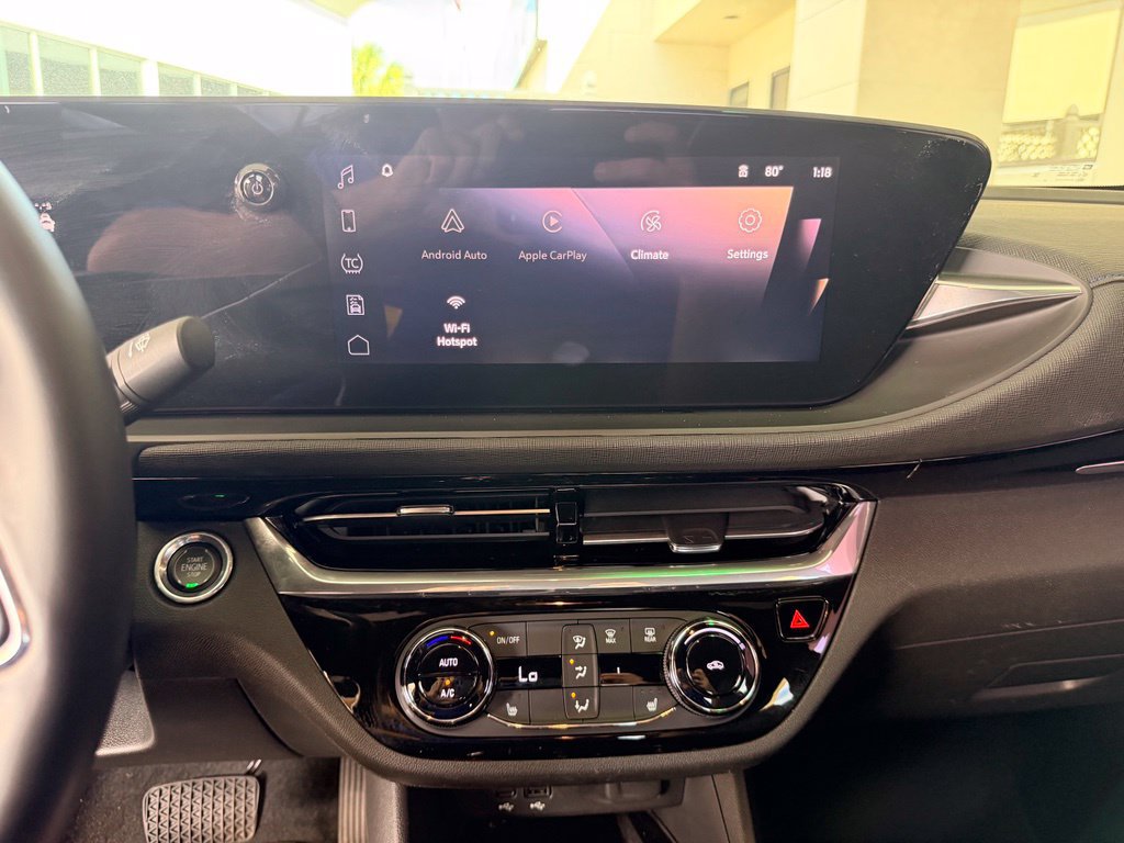 Used 2024 Buick Envista Sport Touring w/ Convenience I Package FWD image 23