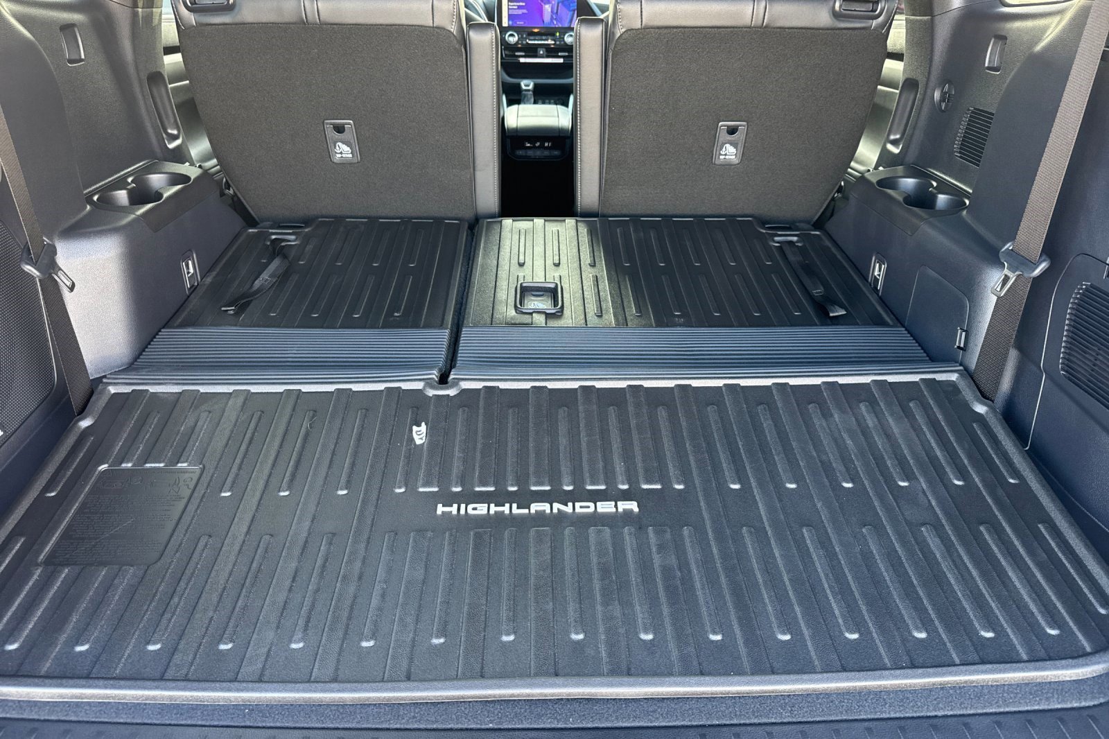 New 2026 Toyota Highlander XLE image 12