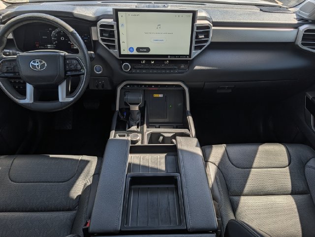 Used 2024 Toyota Tundra Limited AWD/4WD image 11