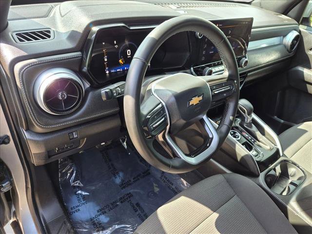 Used 2023 Chevrolet Colorado LT w/ LT Convenience Package II AWD/4WD image 10