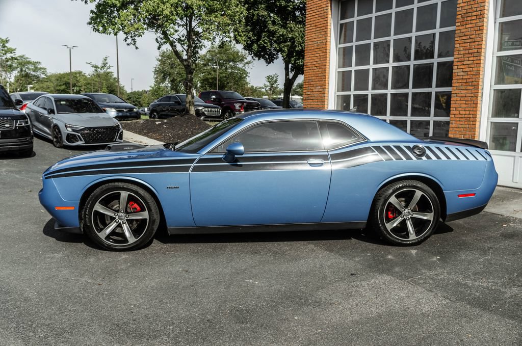 Used 2016 Dodge Challenger R/T RWD image 33