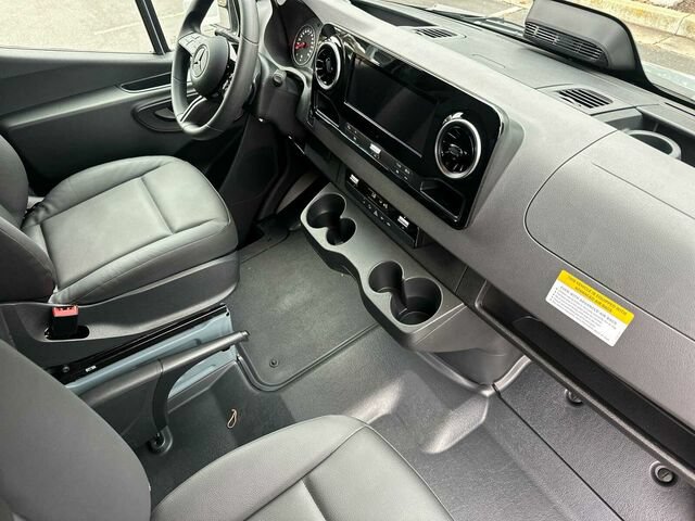 New 2026 Mercedes-Benz Sprinter 2500 image 16
