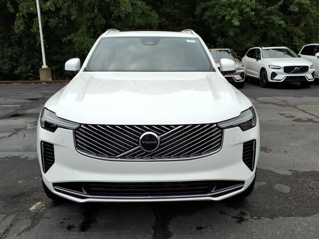 New 2026 Volvo XC90 B6 Core image 10