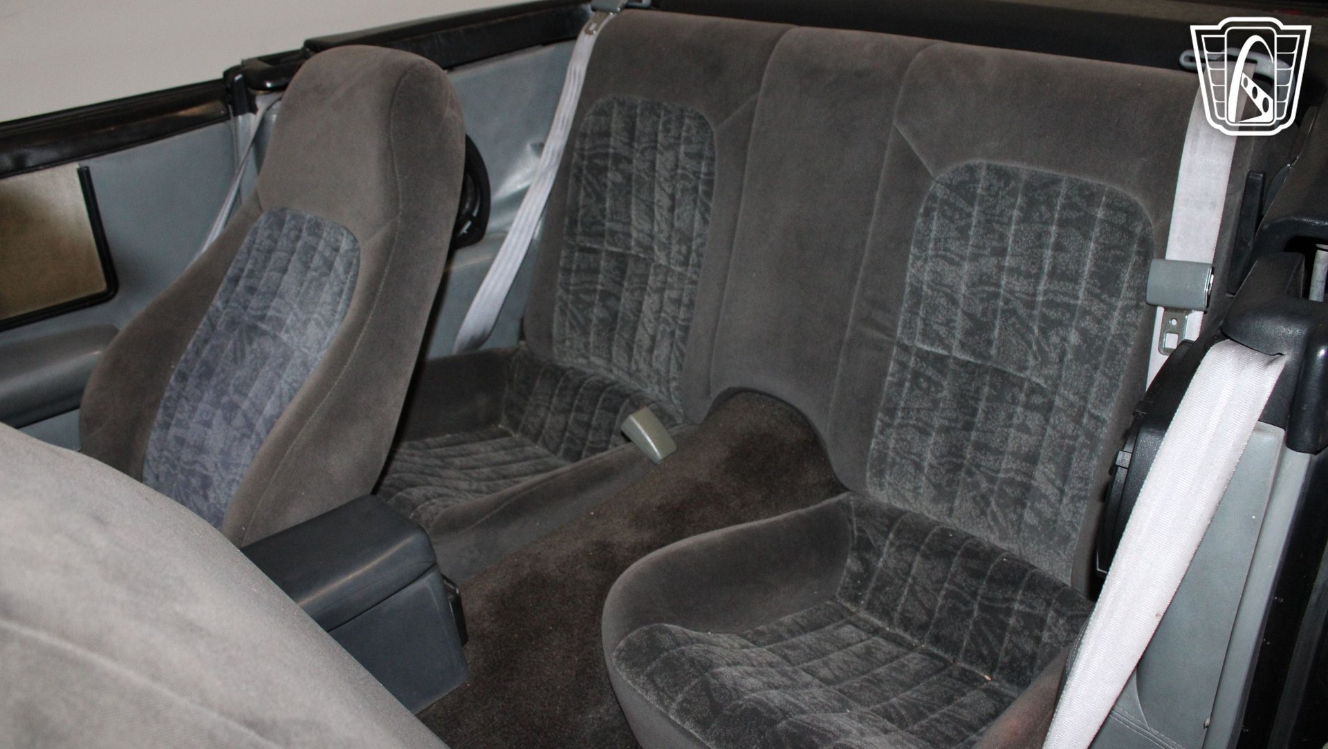 Used 1992 Pontiac Firebird Convertible RWD image 9