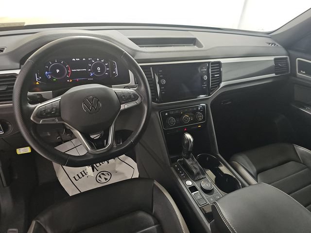 Used 2023 Volkswagen Atlas Cross Sport SEL Premium R-Line AWD/4WD image 9