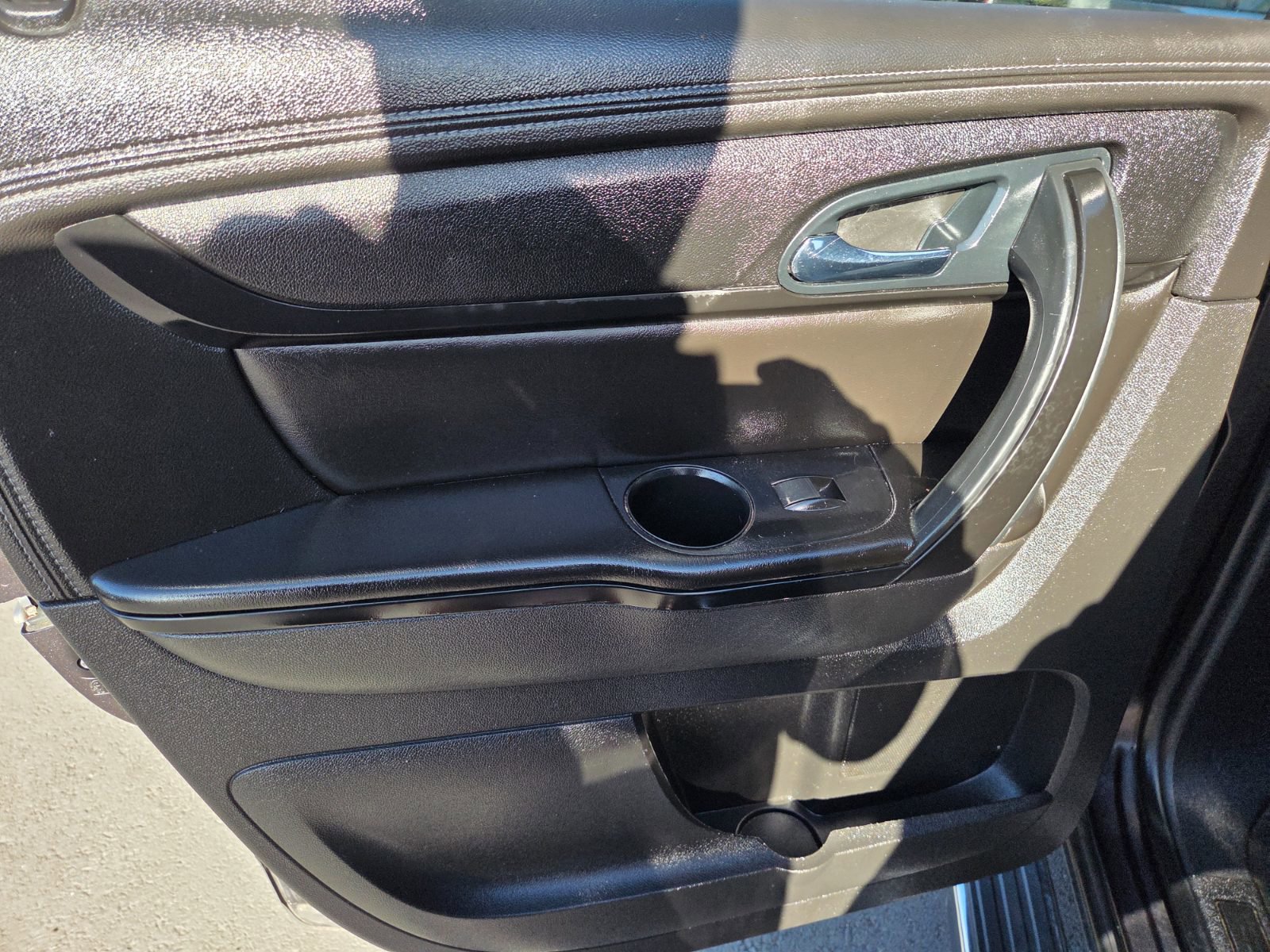 Used 2016 Chevrolet Traverse LT w/ Style and Technology Package image 7