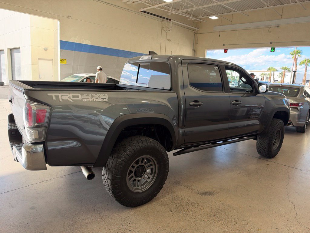 Used 2023 Toyota Tacoma TRD Off-Road AWD/4WD image 9