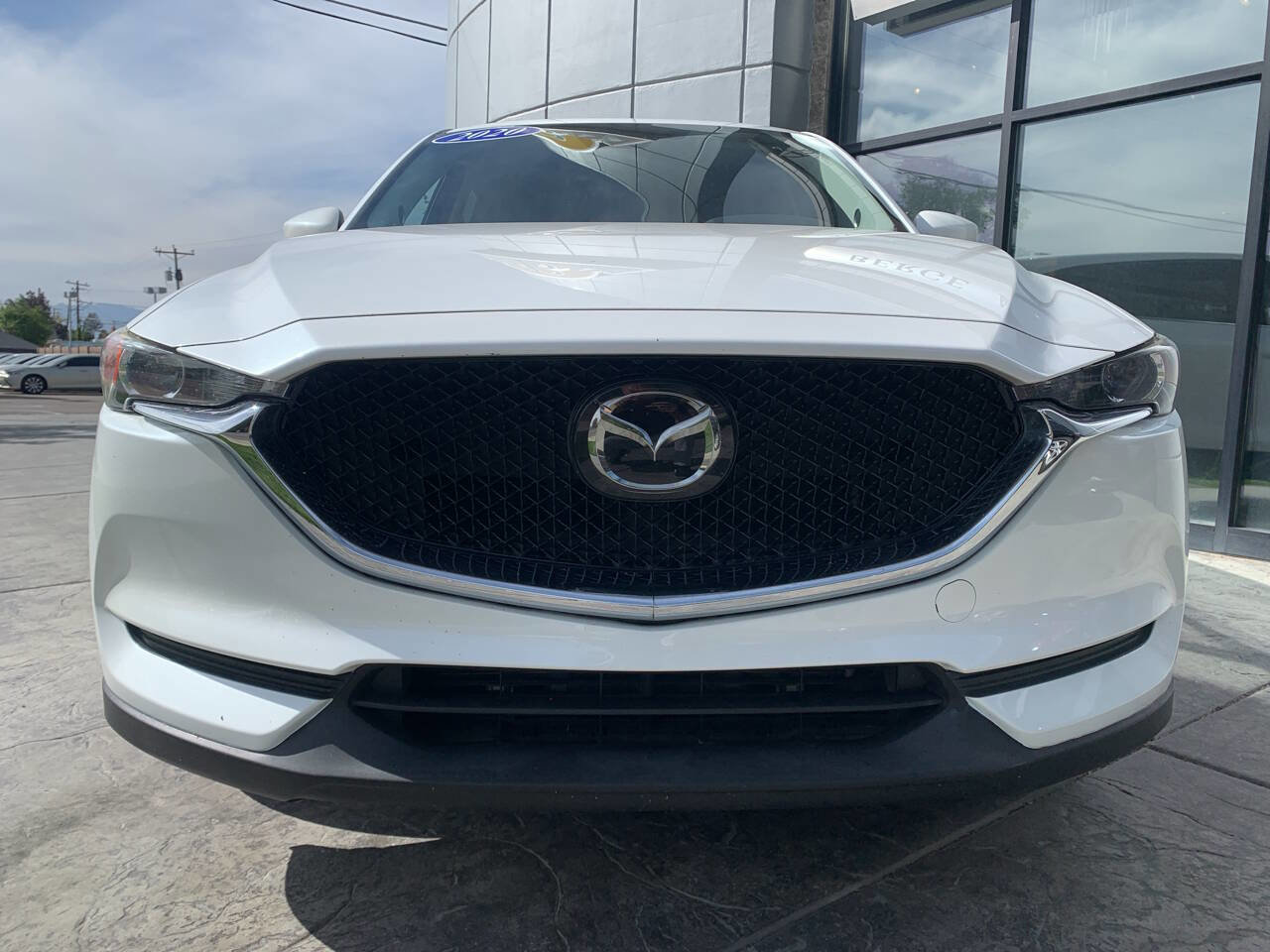 Used 2020 MAZDA CX-5 Touring image 2