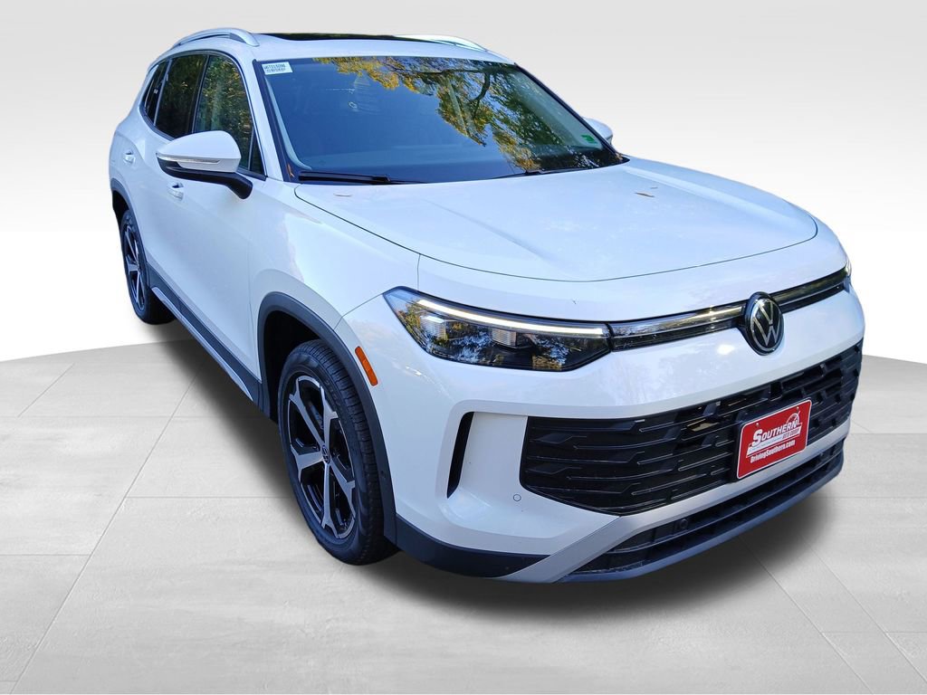 New 2026 Volkswagen Tiguan SE image 7