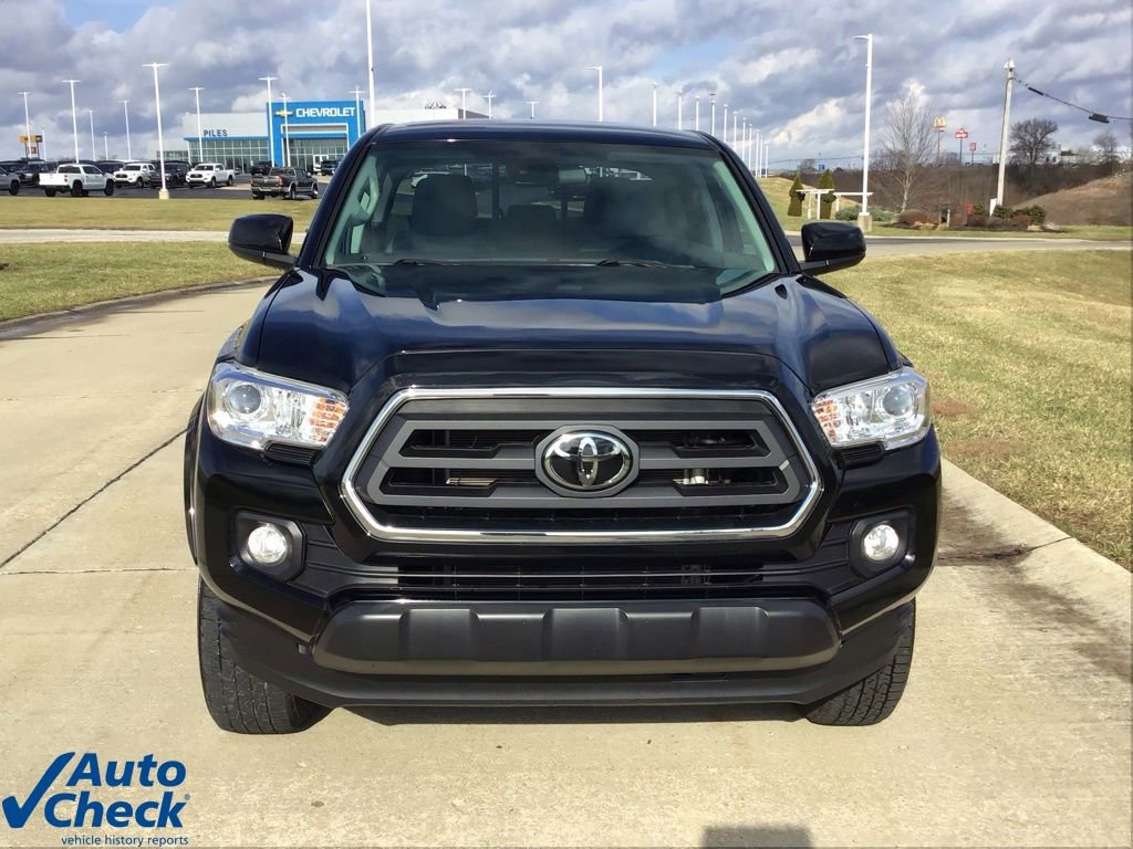 Used 2023 Toyota Tacoma SR5 w/ SR5 Appearance Package image 2