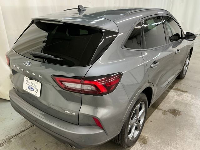 Used 2024 Ford Escape ST-Line Select w/ Tech Pack #1 image 3