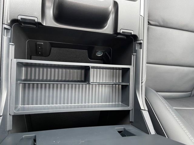 New 2026 Ford Expedition Max Platinum image 24