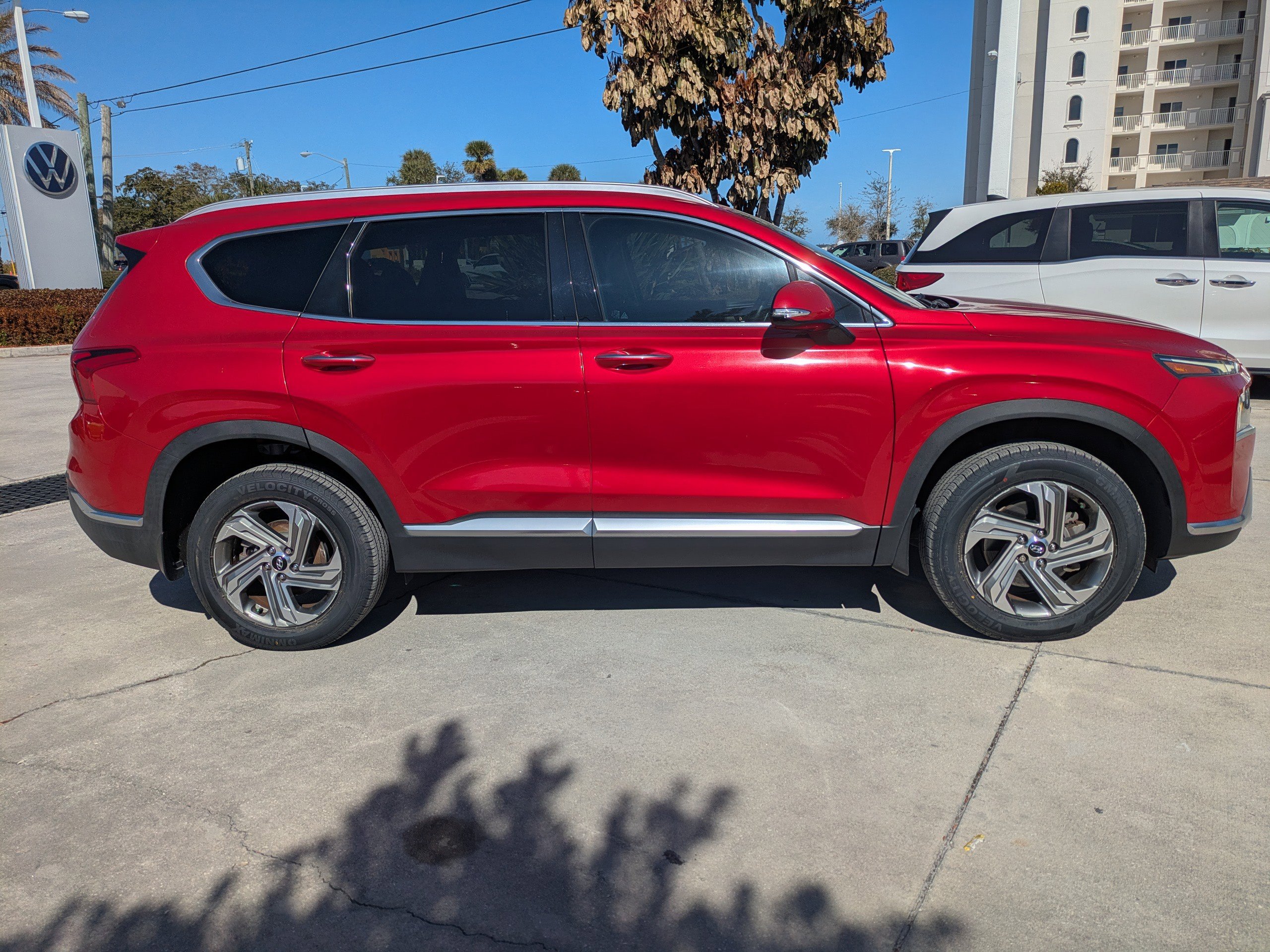 Used 2021 Hyundai Santa Fe SEL w/ Convenience Package image 3