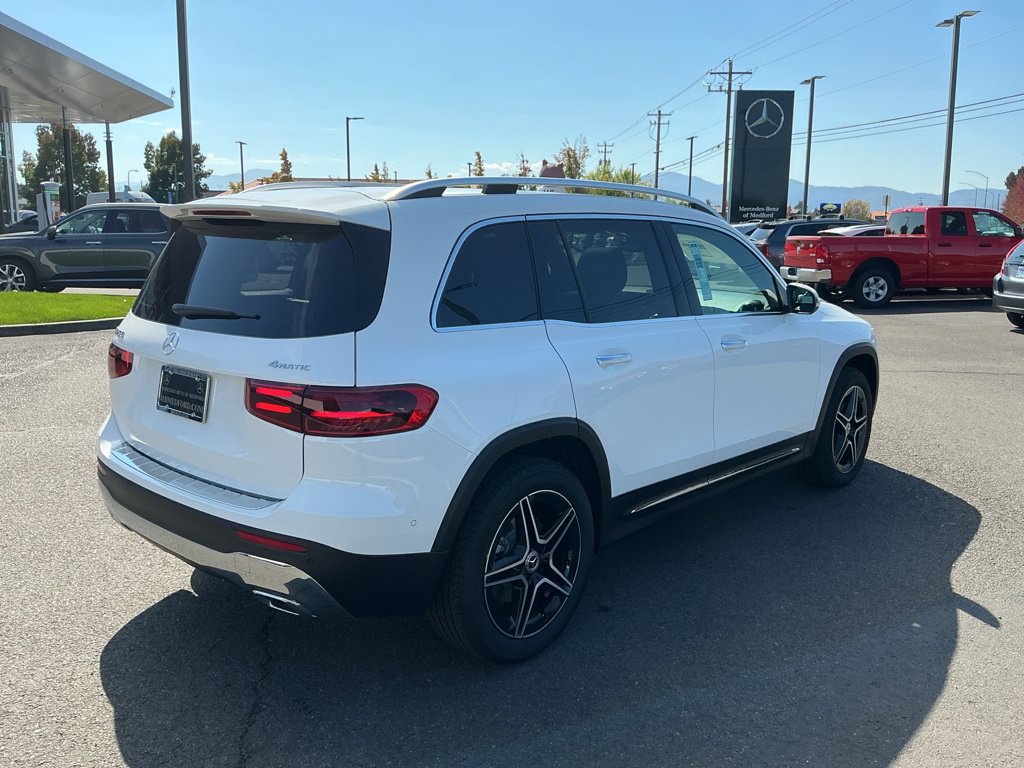 New 2026 Mercedes-Benz GLB 250 4MATIC image 7
