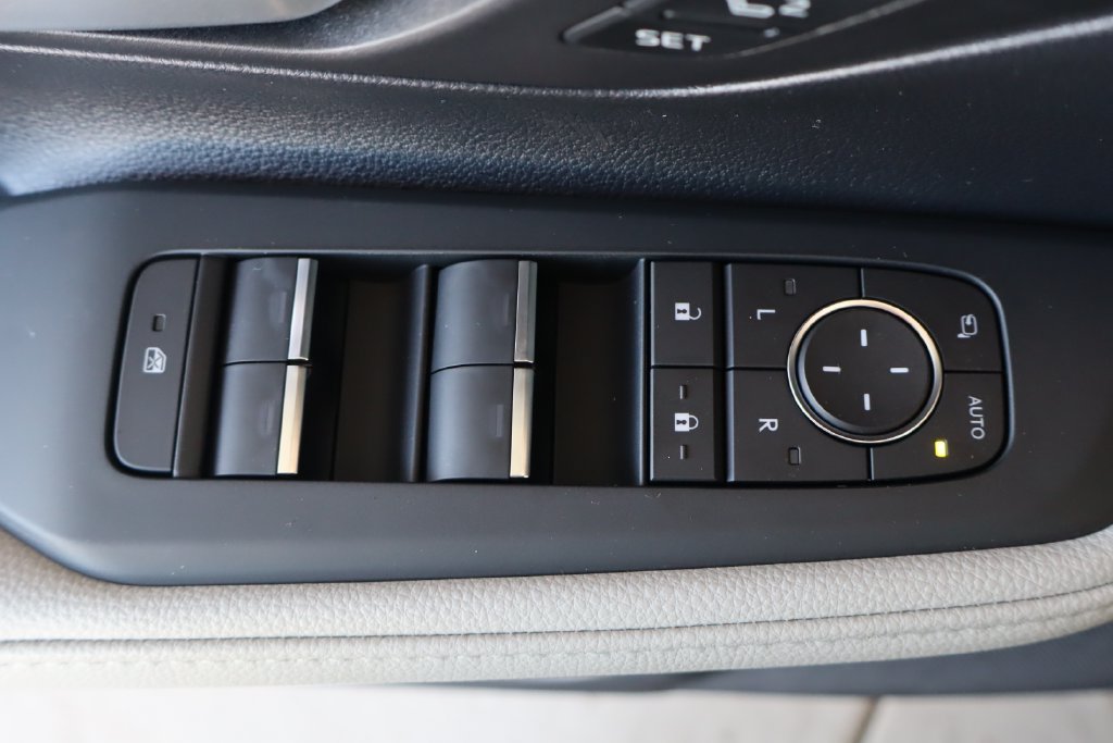 New 2026 Toyota Grand Highlander AWD Hybrid image 15