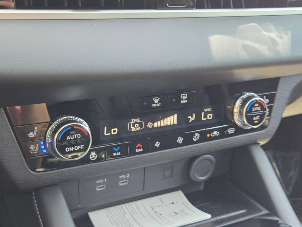 New 2026 Mitsubishi Outlander 4WD Plug-In Hybrid image 27