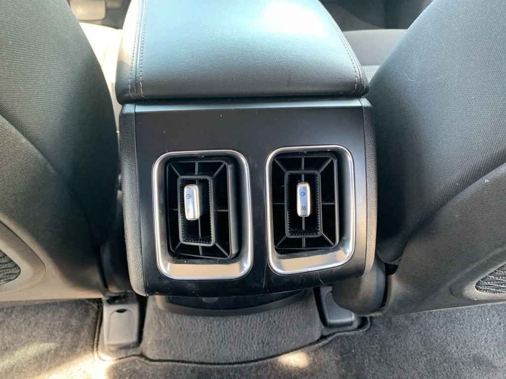 Used 2022 Kia Sorento LX FWD image 24