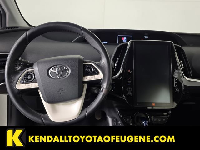 Used 2017 Toyota Prius Prime Advanced image 9