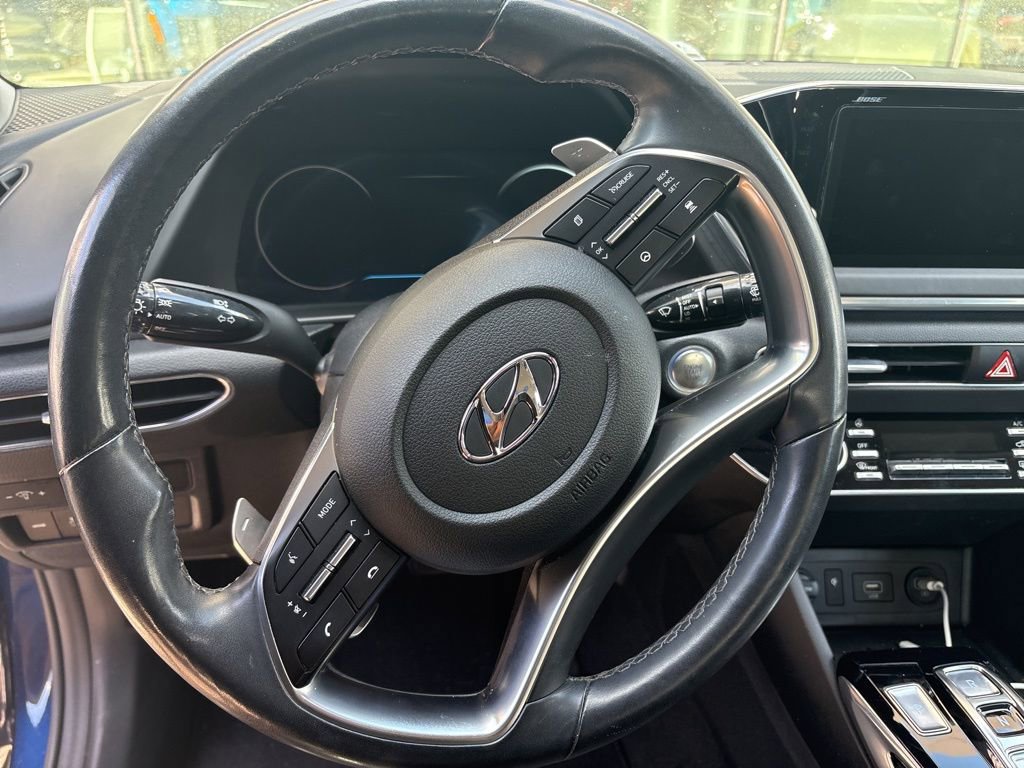 Used 2021 Hyundai Sonata Limited w/ Preferred Accessory Package image 11