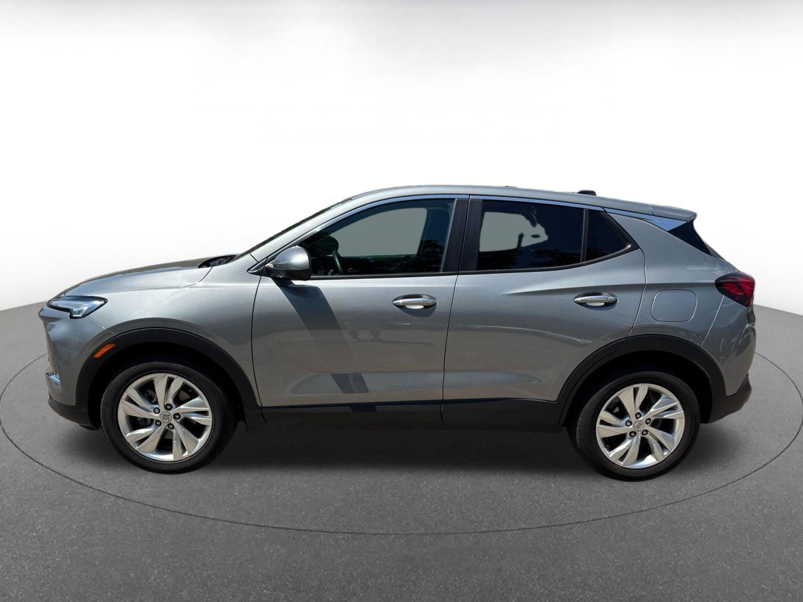 Used 2025 Buick Encore GX Preferred FWD image 4