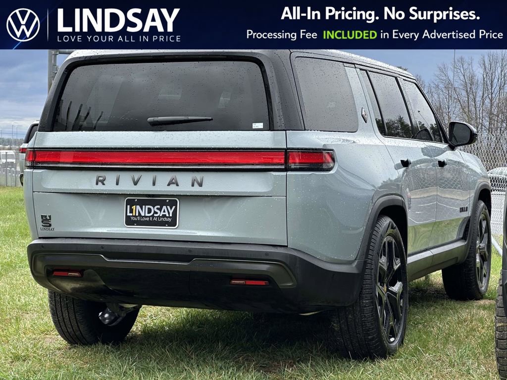 Used 2025 Rivian R1S Adventure AWD/4WD image 7